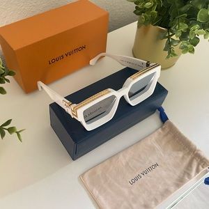 LOUIS VUITTON AUTHENTIC MILLIONAIRES SUNGLASSES